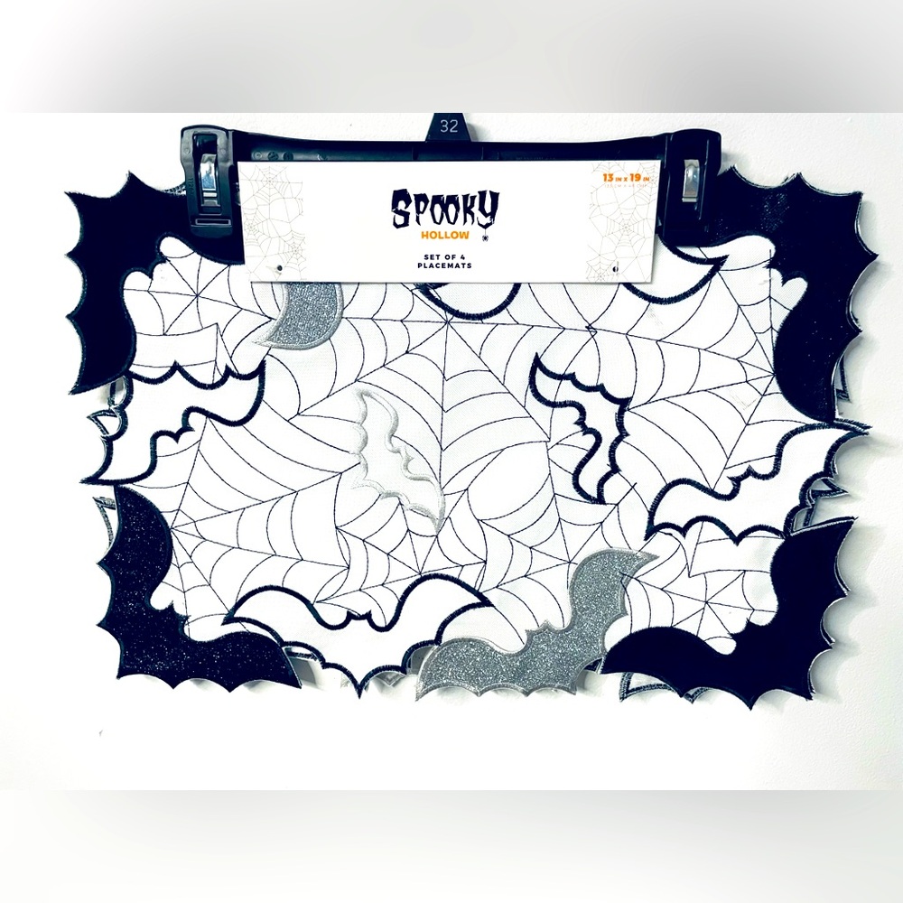 Spooky Halloween themed Placemats Spider webs Bats Glitter Fabric New